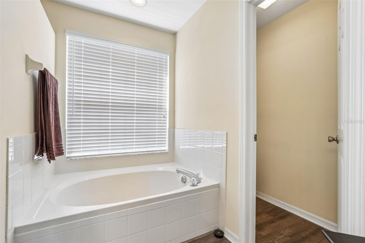 2206 Wooden Shoe Way , Plant City, FL 33567 Photo