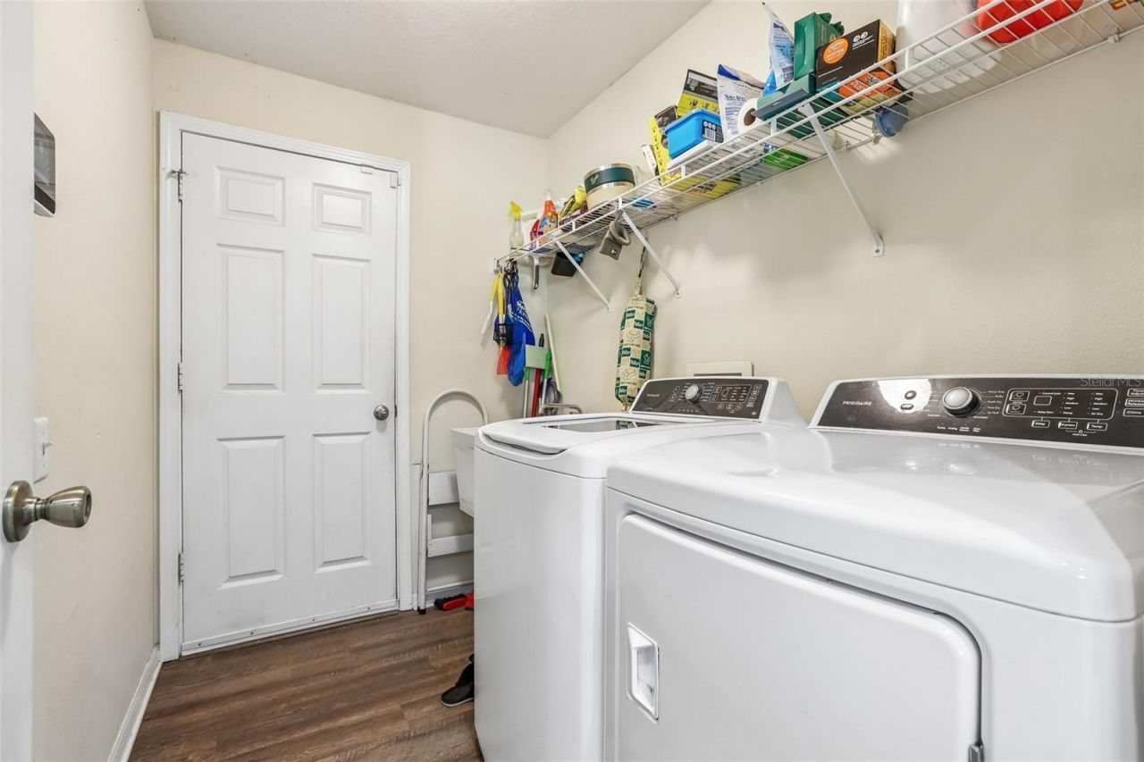 2206 Wooden Shoe Way , Plant City, FL 33567 Photo