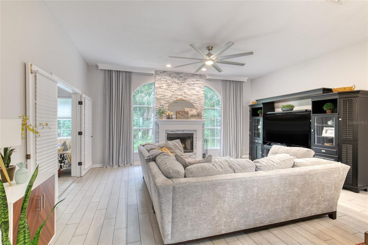 12 Meadow Ridge View , Ormond Beach, FL 32174 Photo