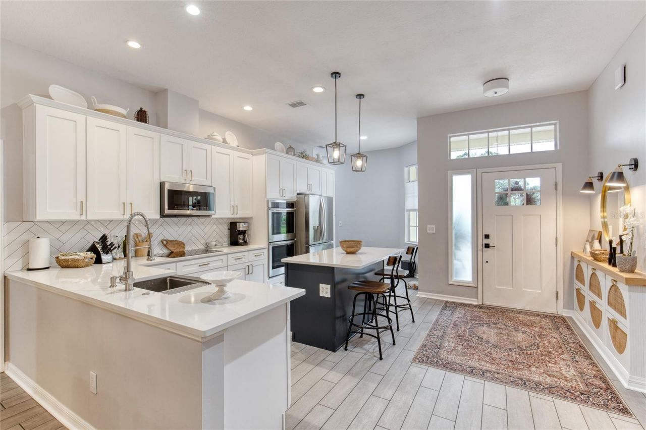 12 Meadow Ridge View , Ormond Beach, FL 32174 Photo