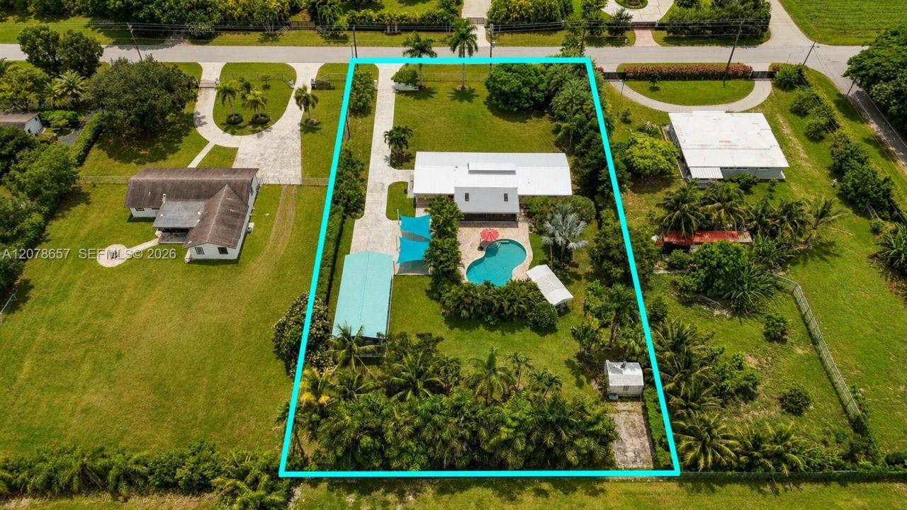19345 SW 312th St , Homestead, FL 33030 Photo