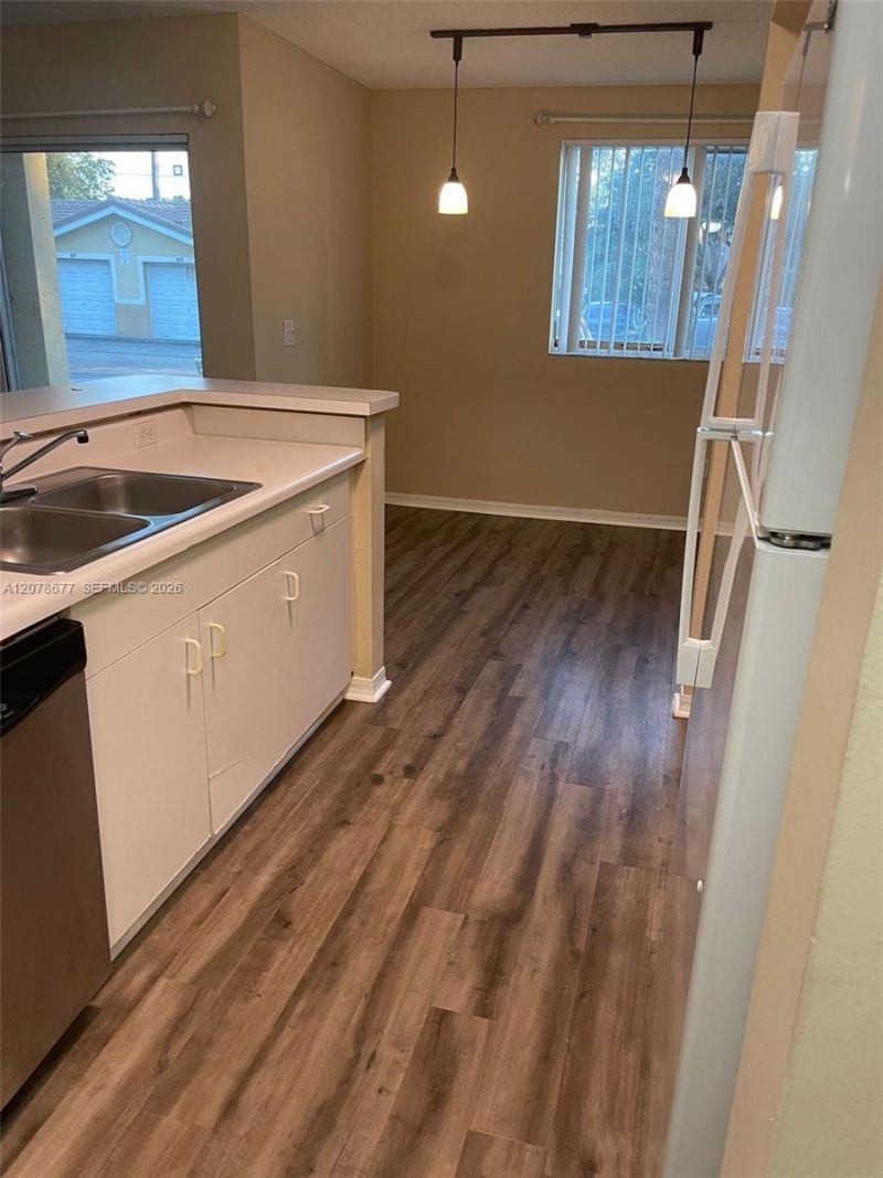 2640 S University Dr , Unit 113, Davie, FL 33328 Photo