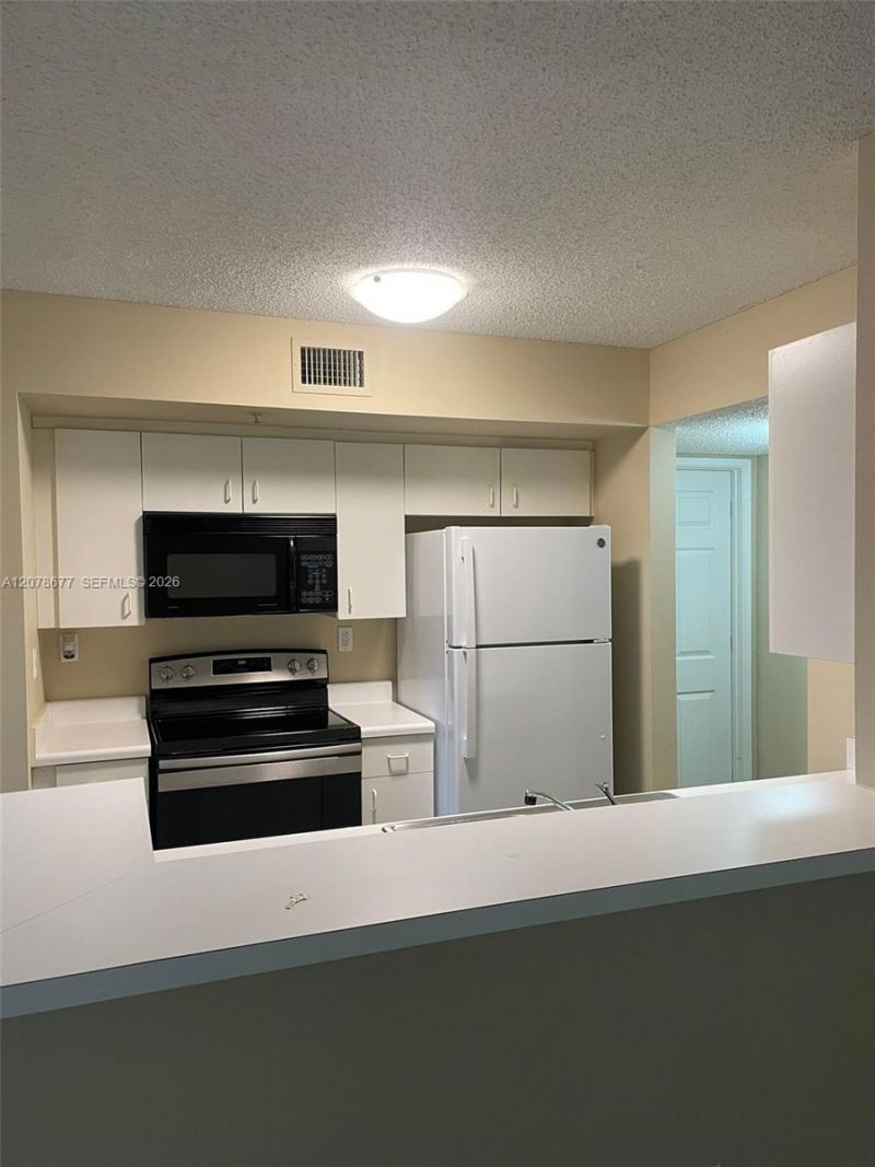 2640 S University Dr , Unit 113, Davie, FL 33328 Photo