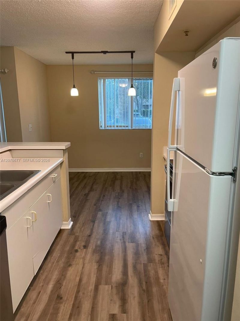 2640 S University Dr , Unit 113, Davie, FL 33328 Photo
