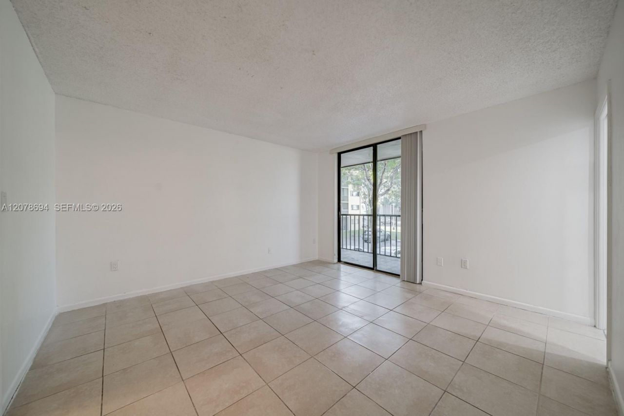 8420 SW 133rd Ave Rd , Unit 224, Miami, FL 33183 Photo