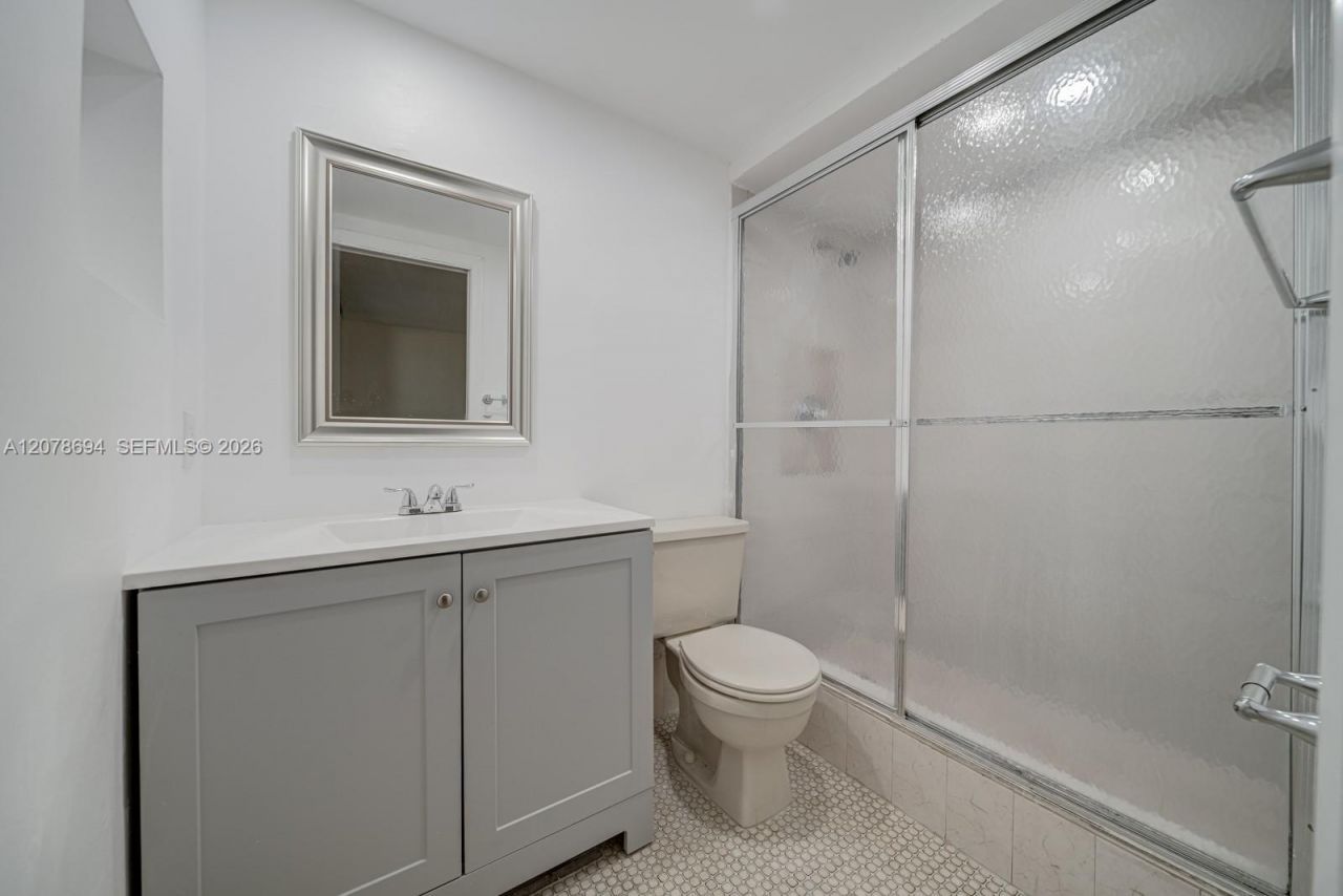 8420 SW 133rd Ave Rd , Unit 224, Miami, FL 33183 Photo