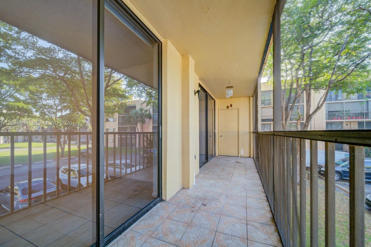 8420 SW 133rd Ave Rd , Unit 224, Miami, FL 33183 Photo