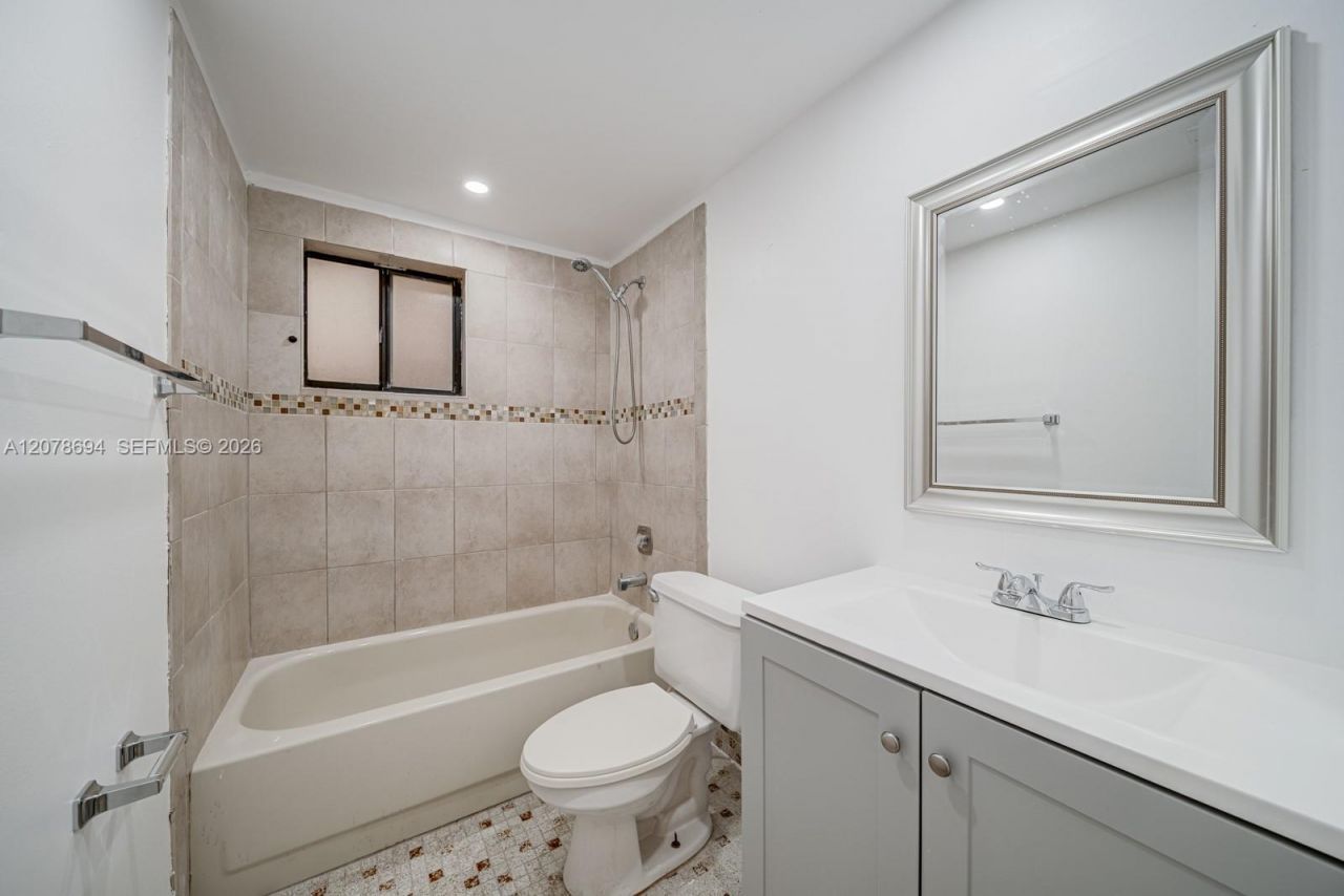 8420 SW 133rd Ave Rd , Unit 224, Miami, FL 33183 Photo