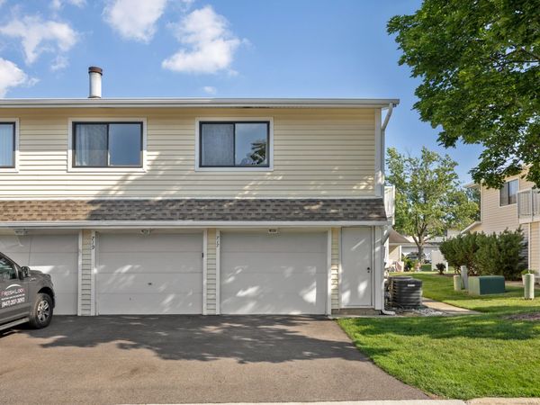 717 Whitesail Drive , Unit 717, Schaumburg, IL 60194