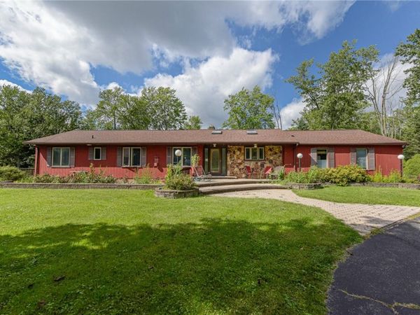 907 Pixley Road, Rochester, NY 14624