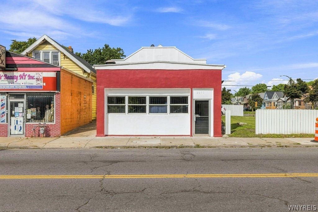 2870 Bailey Avenue, Buffalo, NY 14215 Main Photo