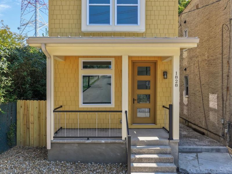 1828 Highland Avenue, Cincinnati, OH 45202 Photo 2