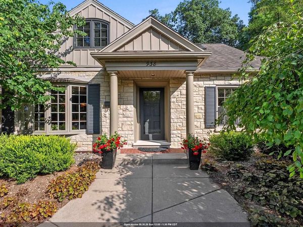 938 HICKORY AVENUE, De Pere, WI 54115