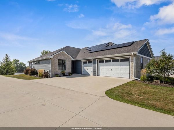 2742 CASTAWAY COURT, Green Bay, WI 54311