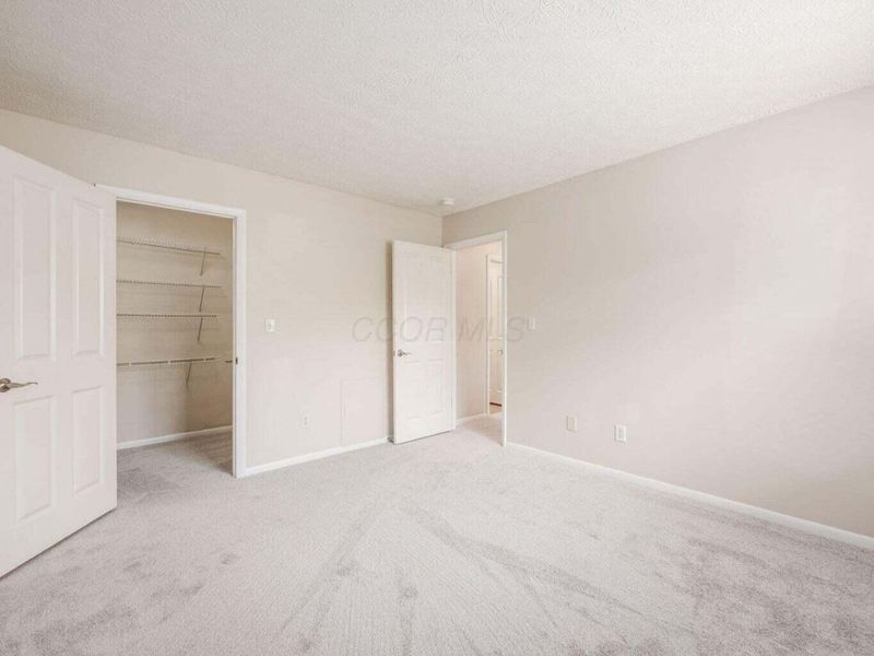 2196 Hedgerow Road , Unit 2196C, Columbus, OH 43220 Photo 9