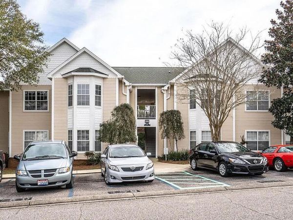 1501 N Partin Drive, Unit 260, Niceville, FL 32578