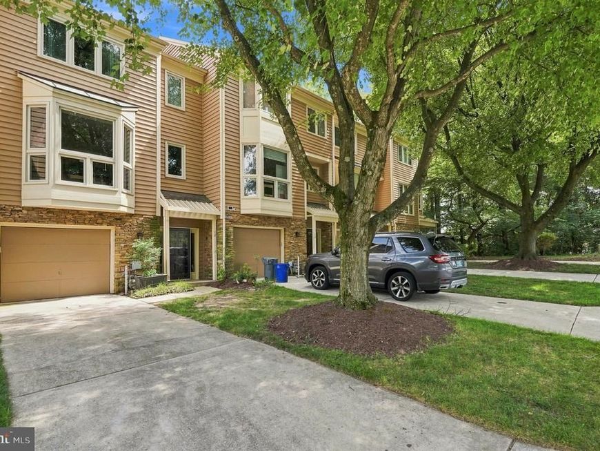 17 Huntchase Court, Baltimore, MD 21209 Main Photo