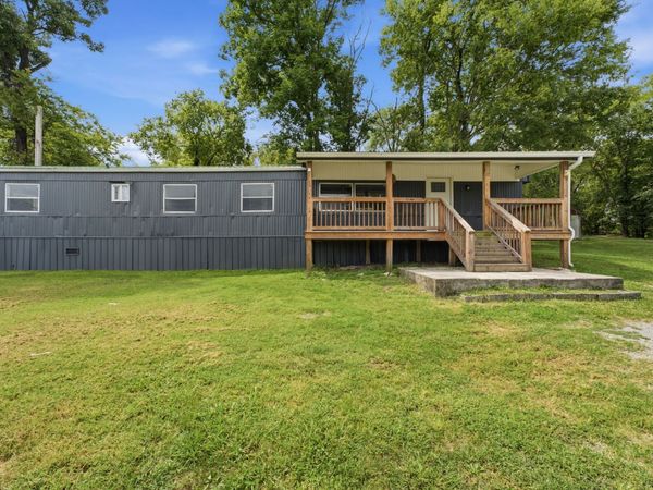 17 Switchboard Rd , Brush Creek, TN 38547