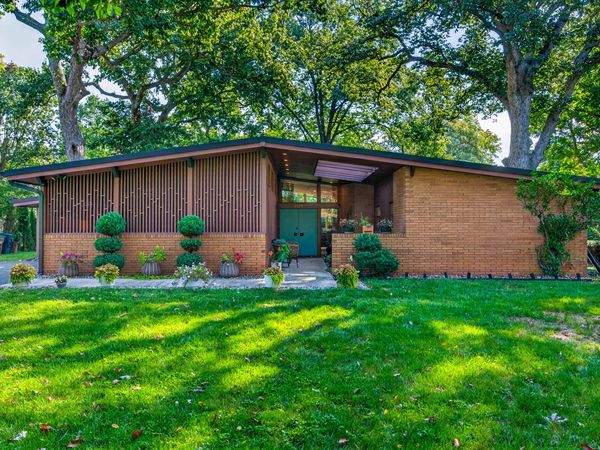 3229 Nugent Boulevard, Columbus, IN 47203