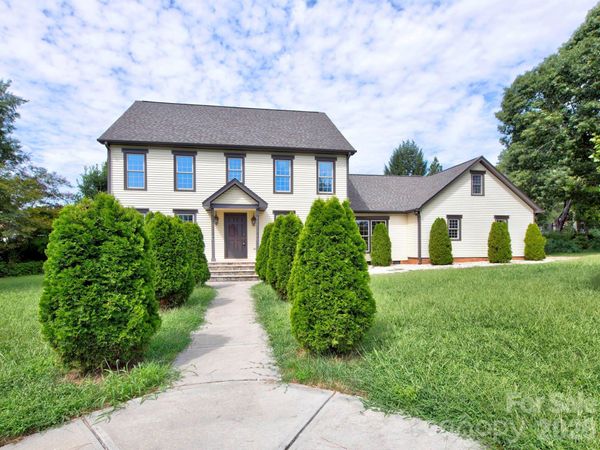 1401 Heatherloch Drive, Gastonia, NC 28054