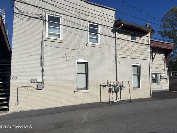 67 Long Alley, Saratoga Springs, NY 12866