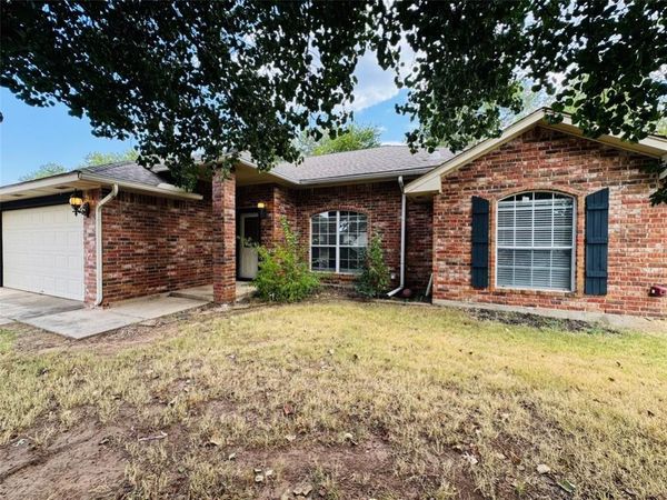 400 Bent Tree Road, Noble, OK 73068