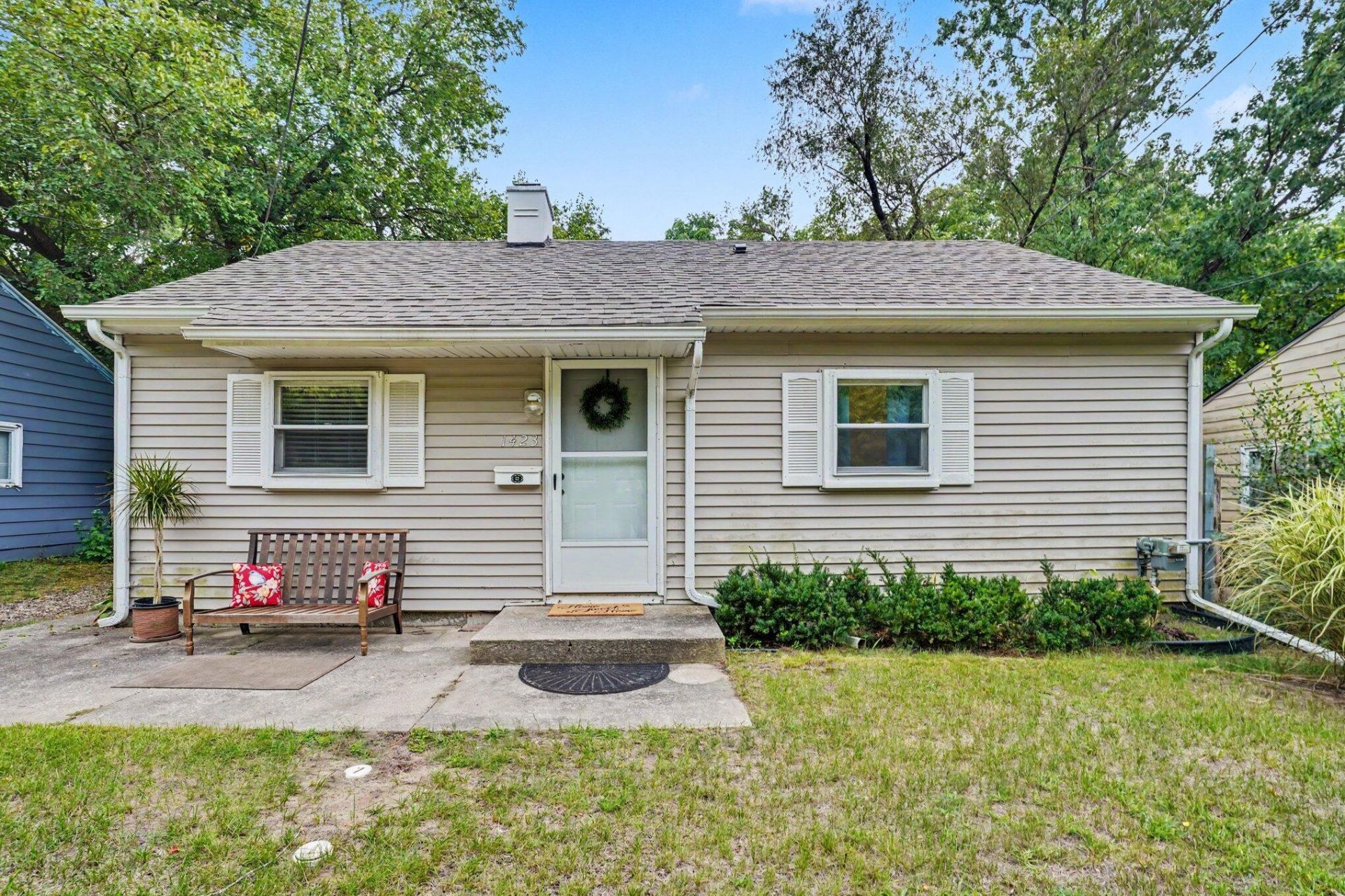 1423 W North Street, Kalamazoo, MI 49006 Main Photo