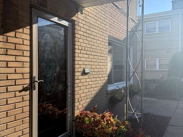 7916 W Lawrence Avenue, Unit A, Norridge, IL 60706