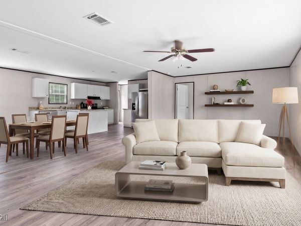 129 NW GENELL Loop, Lake City, FL 32055
