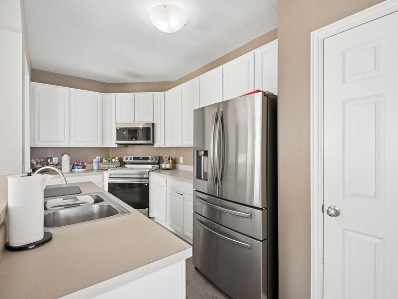 4618 Grand Strand Drive, Grove City, OH 43123 Photo 15