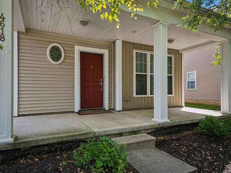 4618 Grand Strand Drive, Grove City, OH 43123 Photo 2