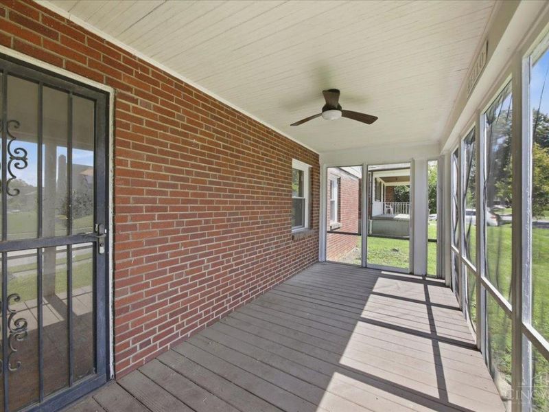 7300 Brookcrest Drive, Cincinnati, OH 45237 Photo 11