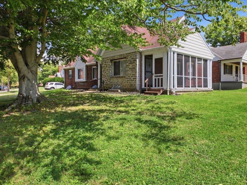 7300 Brookcrest Drive, Cincinnati, OH 45237 Photo 2
