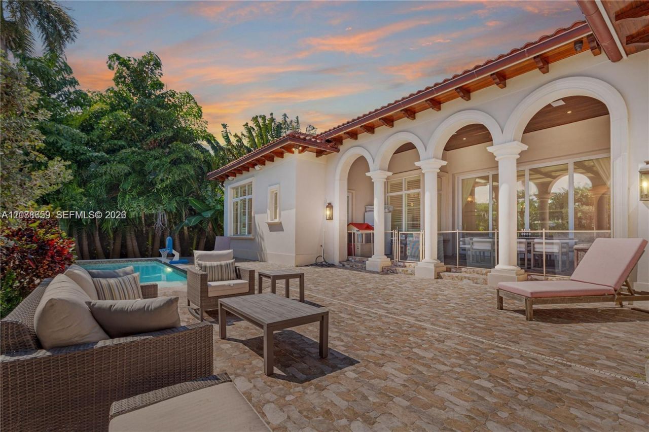 1360 98th St, Bay Harbor Islands, FL 33154 Photo