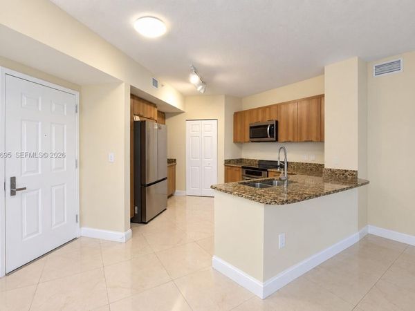 510 NW 84th Ave, Unit 532, Plantation, FL 33324