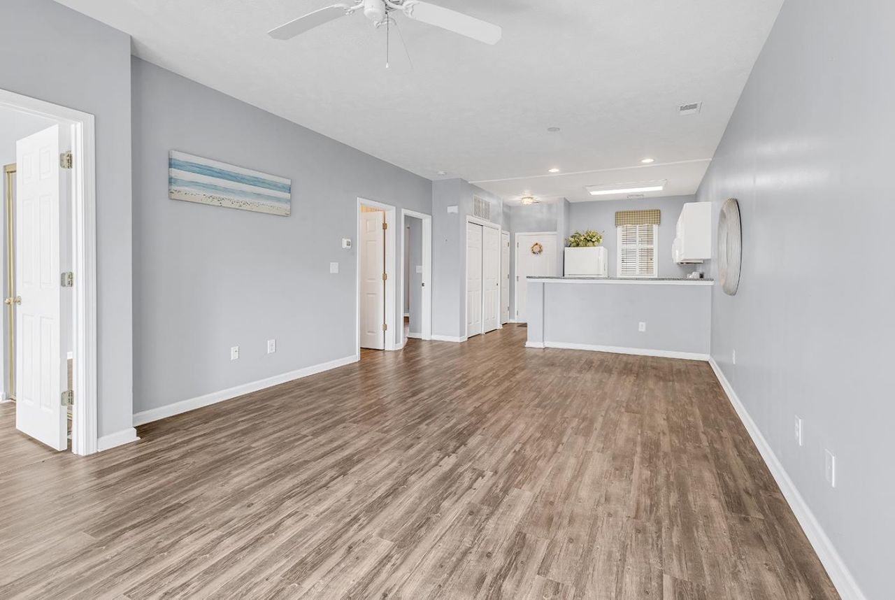 901 West Port Dr. Photo 16