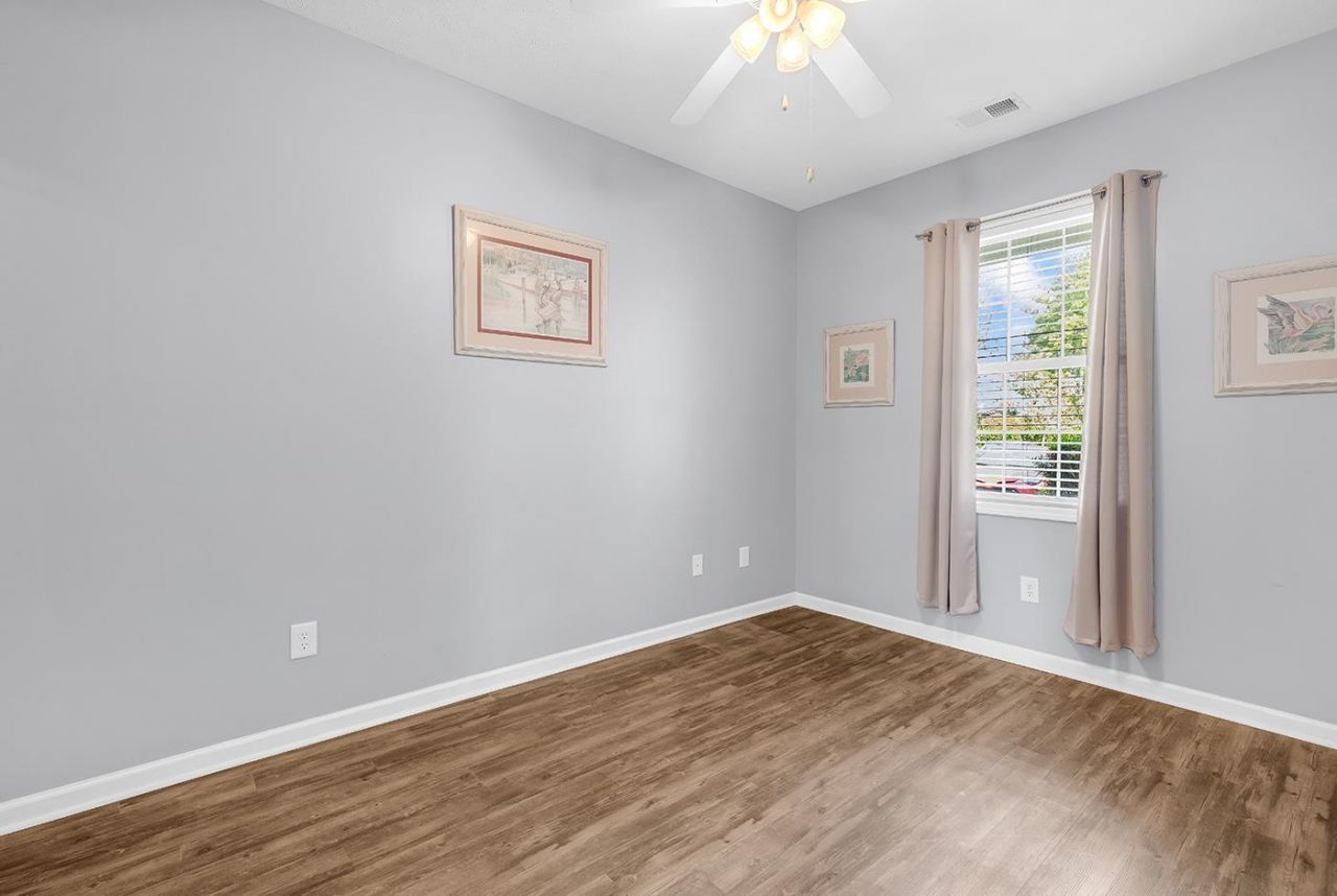 901 West Port Dr. Photo 18