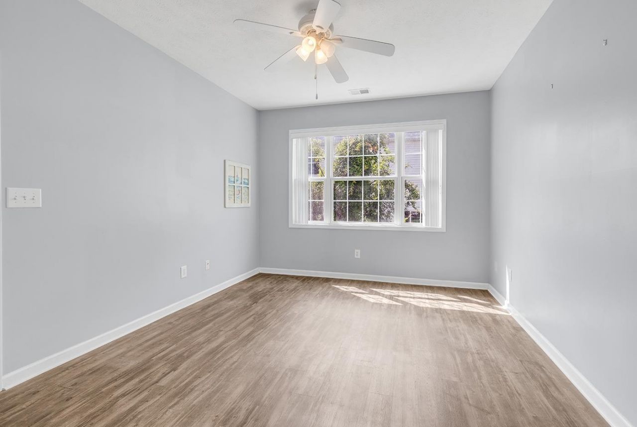 901 West Port Dr. Photo 26