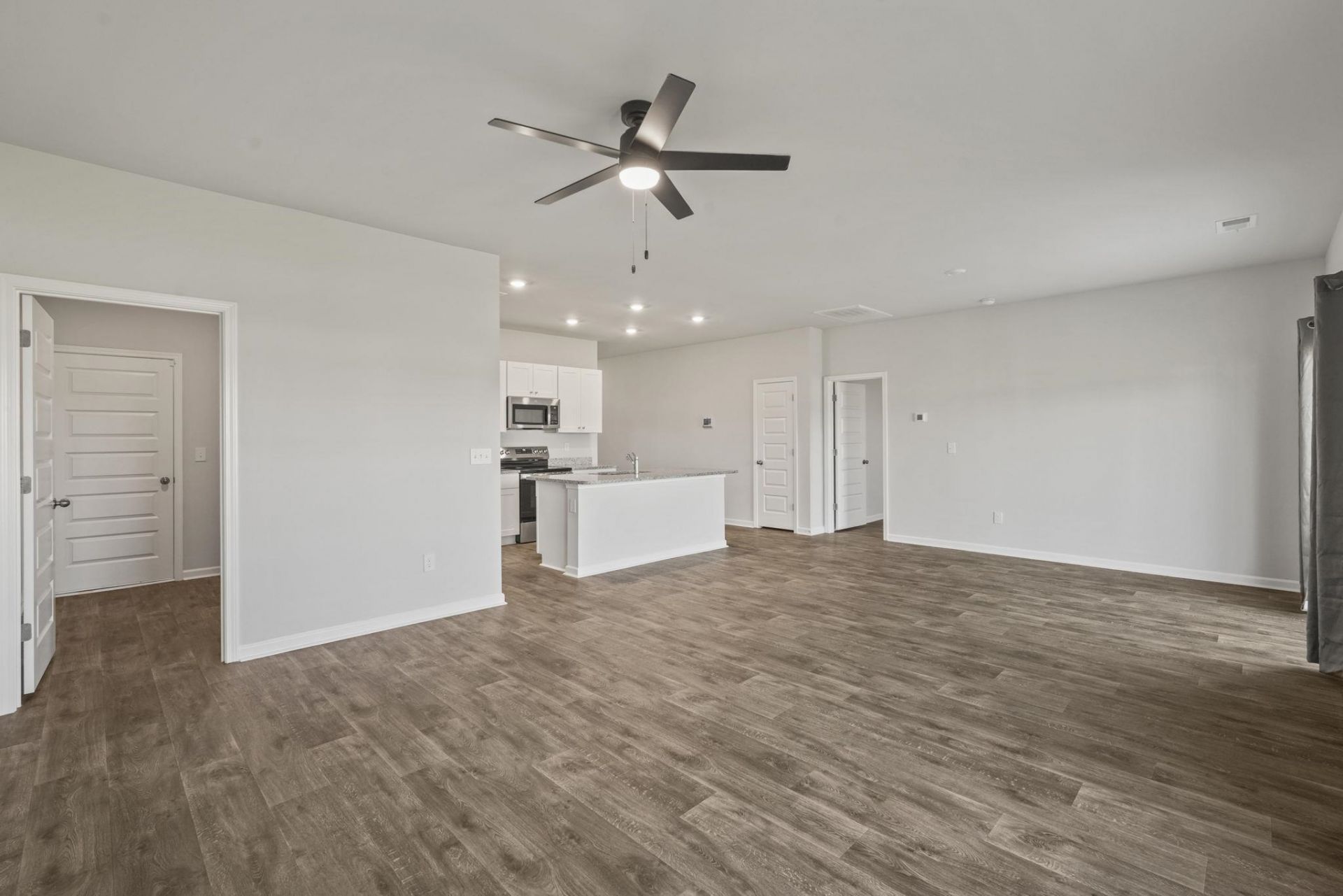 219 Warner Crossing Way  Photo 30