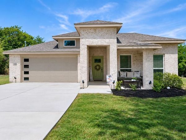 1420 Marshall Street, Greenville, TX 75401