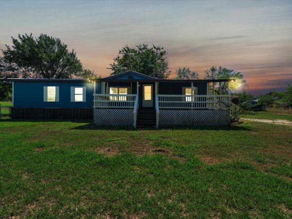 345 Fm 671, Lockhart, TX 78644