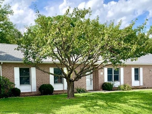 15 PLANTATION DRIVE, HAGERSTOWN, MD 21740