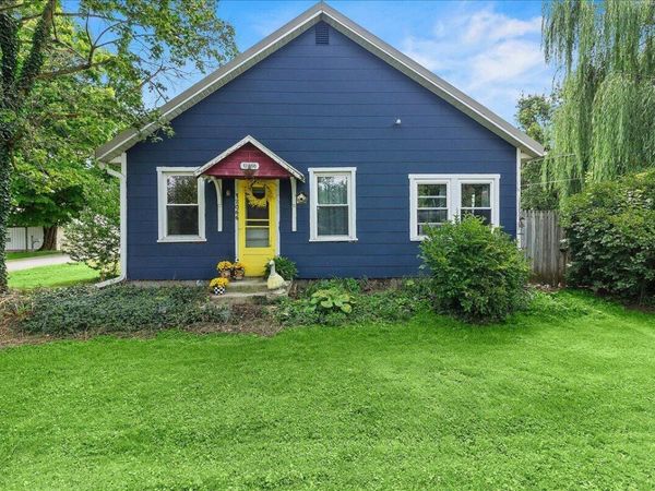12066 Urbana Street, Middleburg, OH 43336