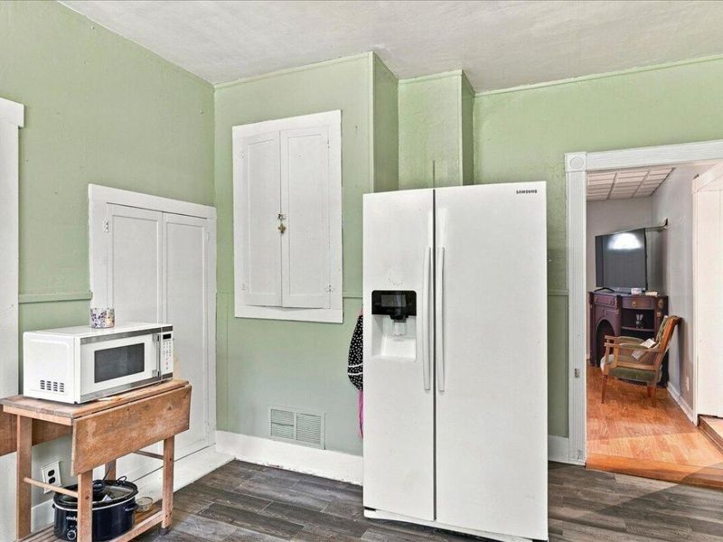 12066 Urbana Street, Middleburg, OH 43336 Photo 11