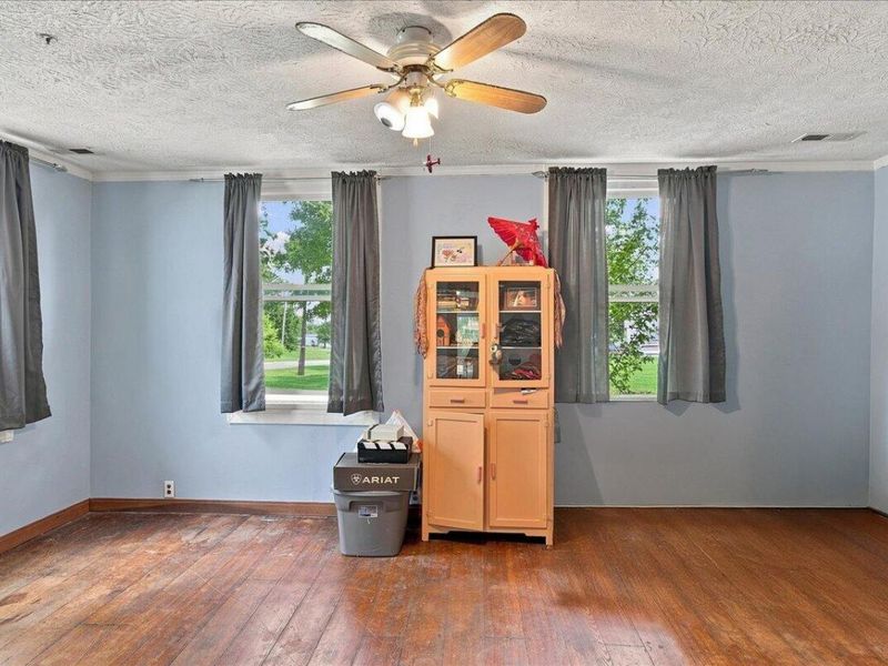 12066 Urbana Street, Middleburg, OH 43336 Photo 20