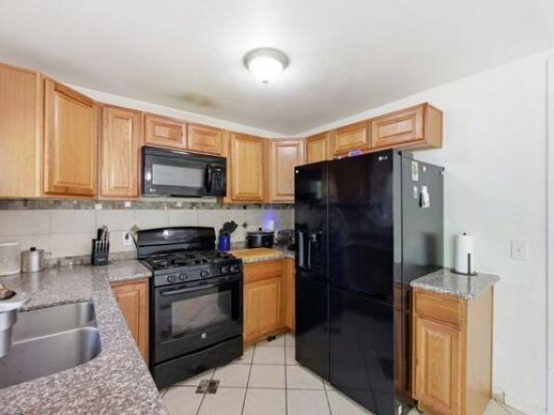 1651 Wilton Drive , Columbus, OH 43227 Photo 9