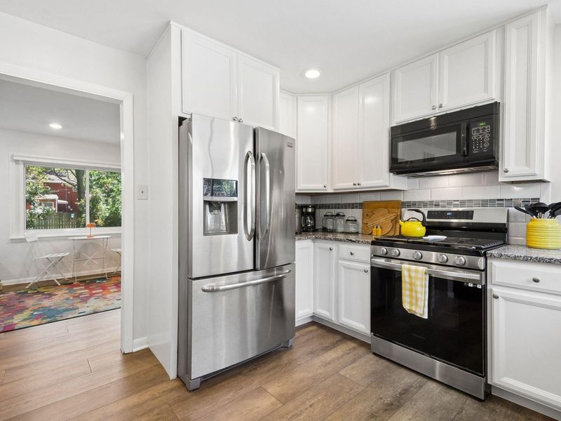 973 Bernard Road, Columbus, OH 43221 Photo 17