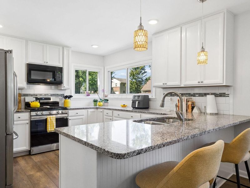 973 Bernard Road, Columbus, OH 43221 Photo 18
