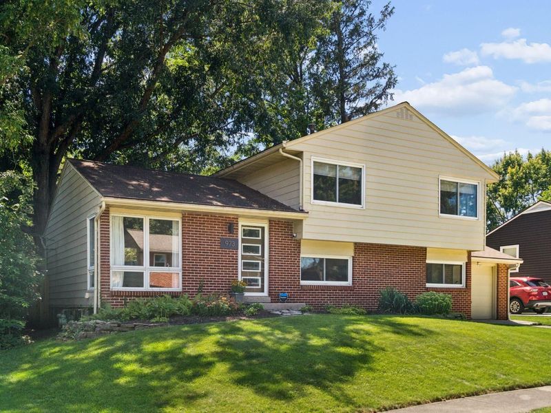 973 Bernard Road, Columbus, OH 43221 Photo 3