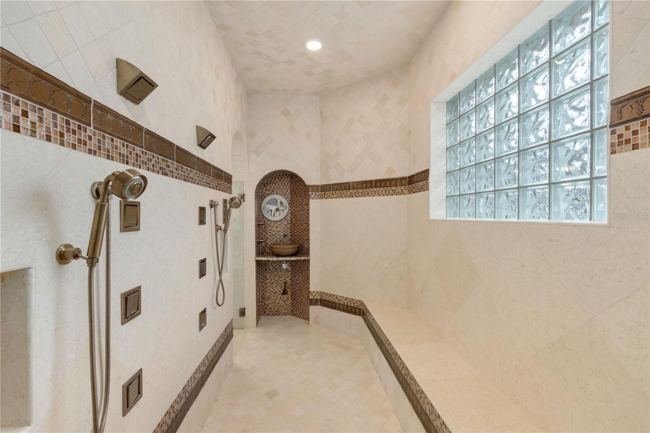 1795 W Lake Mary Boulevard, Lake Mary, FL 32746 Photo